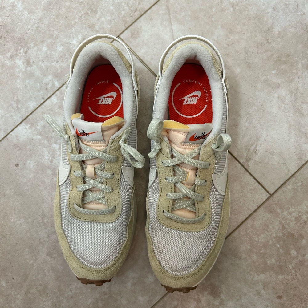 Nike Women's Beige Sneakers